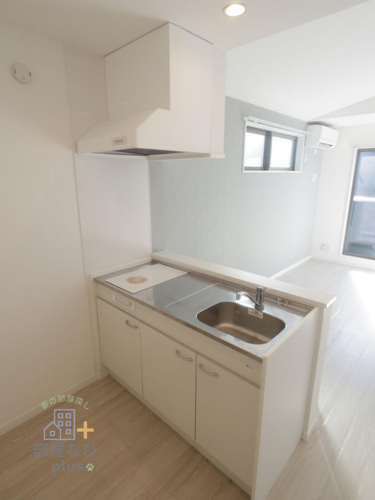 キッチン　※他号室写真です
