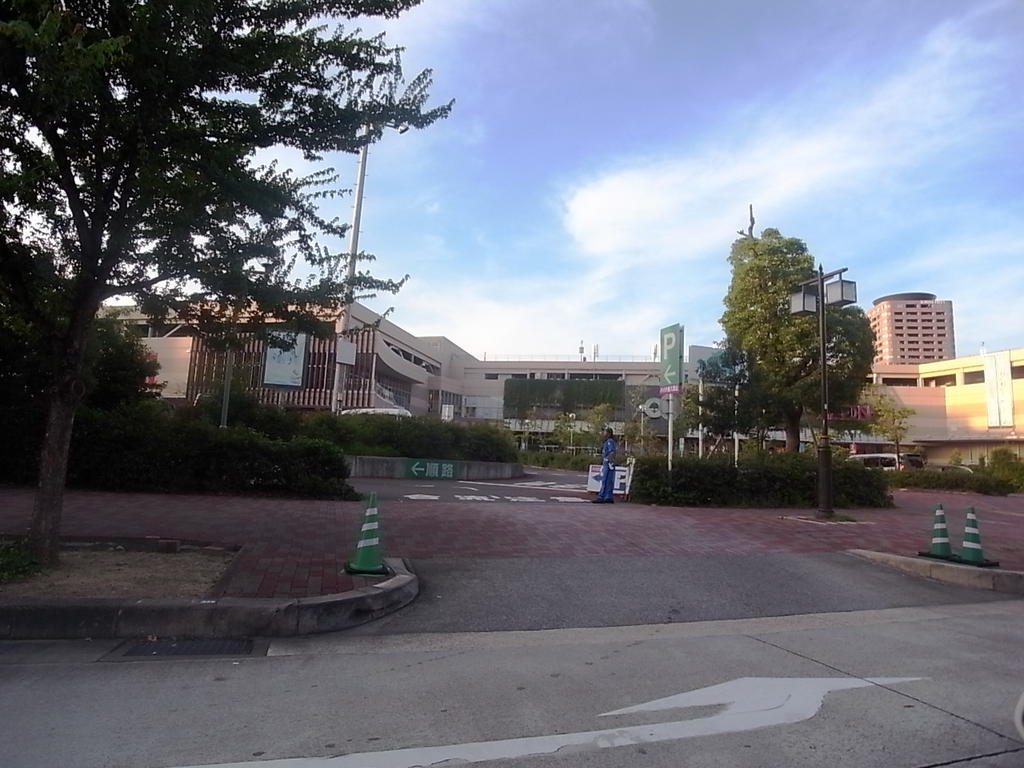 ショッピングセンター　イオン千種ショッピングセンター (ショッピングセンター)（ショッピングセンター）まで820m