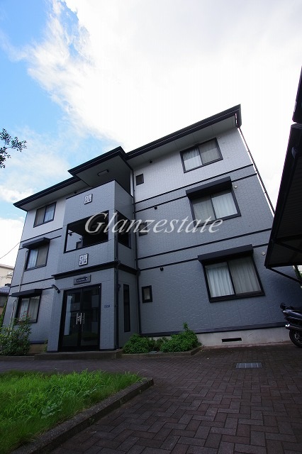 建物外観　☆存在感を放つ外観☆