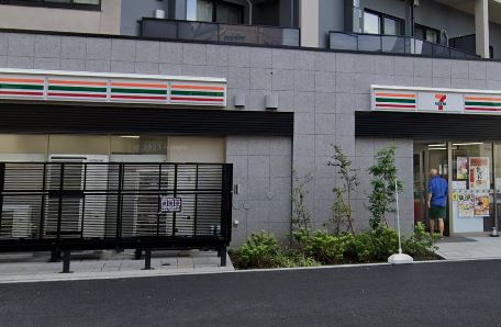 コンビニ　セブンイレブン 南麻布1丁目店（コンビニ）まで37m