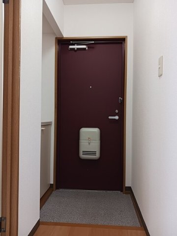 玄関　落ち着いた玄関です