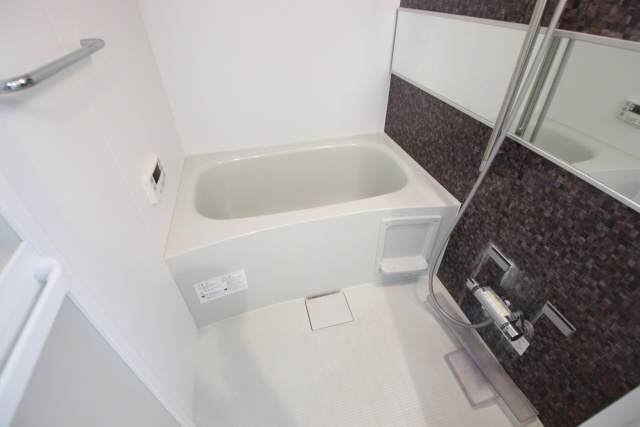 バス・シャワールーム　※別室の参考写真の為、現況優先です。