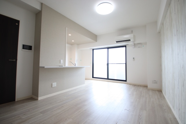 居室・リビング　※別室の参考写真の為、現況優先です。