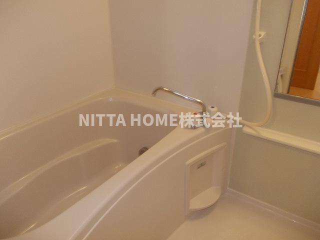 バス・シャワールーム　追い焚き機能・浴室乾燥機も設置済み◎