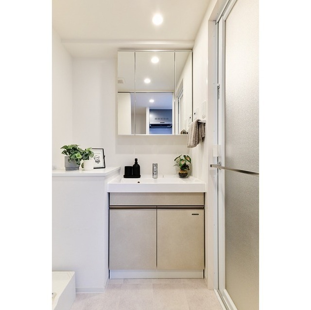 洗面設備　※家具・家電の備え付けはありません