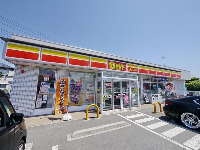 コンビニ　デイリーヤマザキ所沢上新井店（コンビニ）まで528m