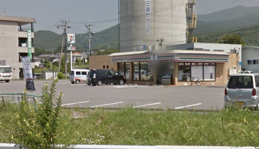 コンビニ　セブンイレブン 信州鞍掛店（コンビニ）まで790m