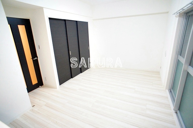 居室・リビング　開放感のあるゆったりとしたお部屋です♪