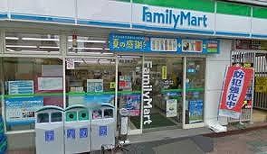 コンビニ　ファミリーマート 船堀駅前店（コンビニ）まで399m