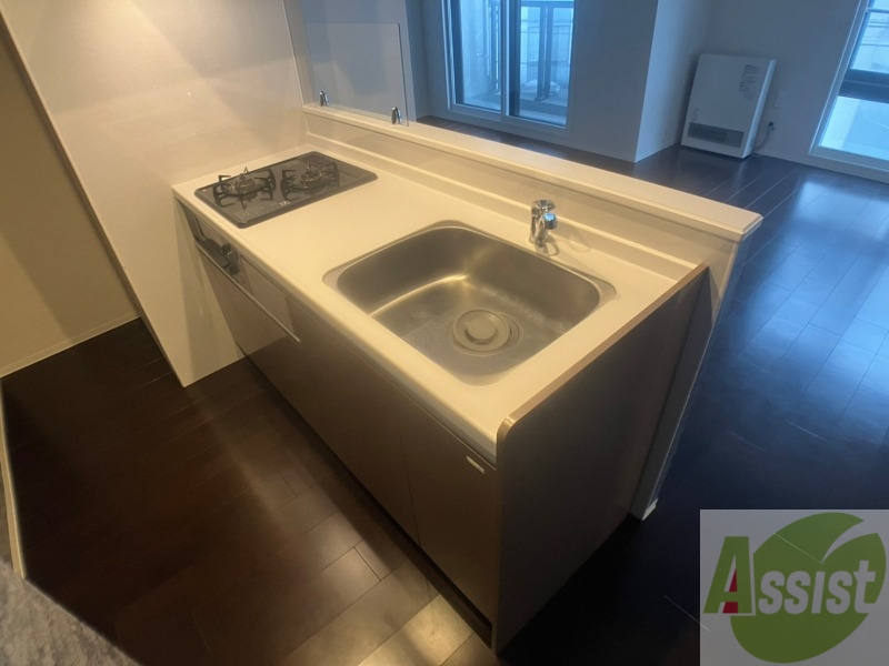 キッチン　２口システムキッチンですのですぐにお料理に使えます！