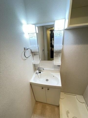 洗面設備　※別部屋写真参照