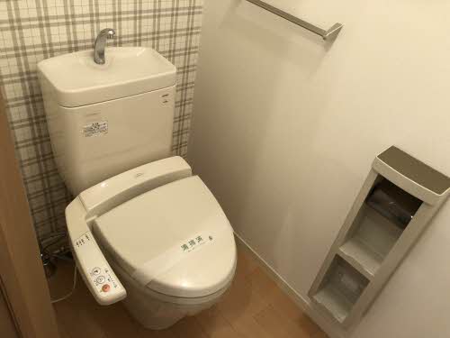 トイレ　コンパクトで使いやすいトイレです