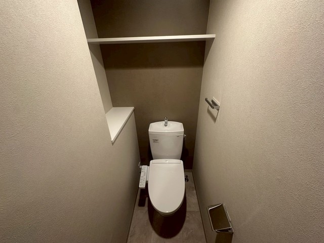 トイレ　別号室の写真です