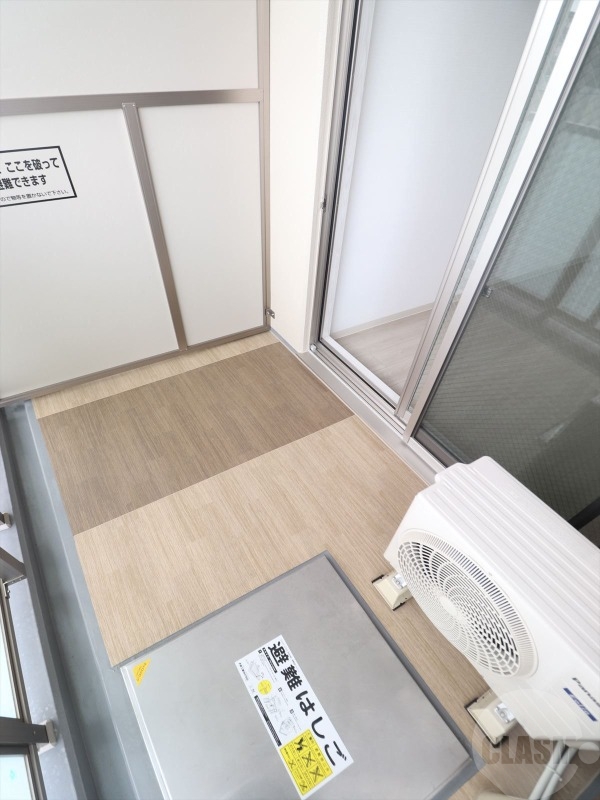 バルコニー　バルコニー