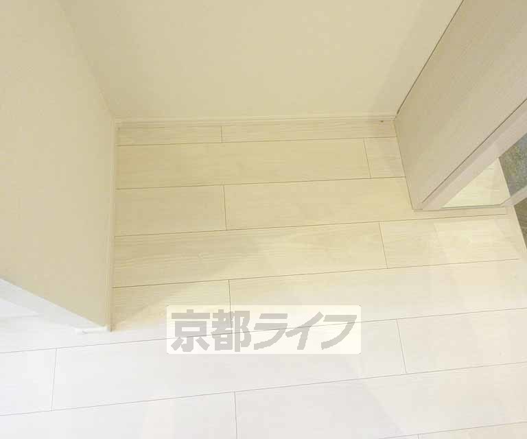 キッチン　・冷蔵庫置き場です・