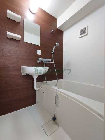 バス・シャワールーム　別部屋参考写真