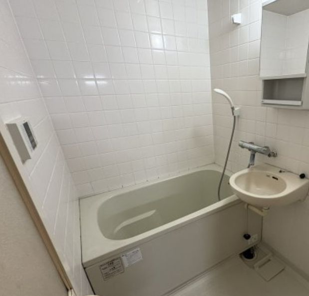 バス・シャワールーム　日々の暮らしに欠かせないお風呂です