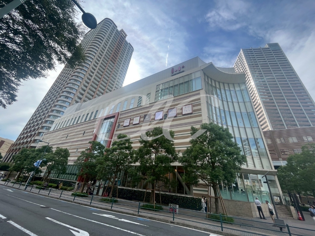 ショッピングセンター　LaLa terrace MUSASHIKOSUGI(ららテ（ショッピングセンター）まで1221m