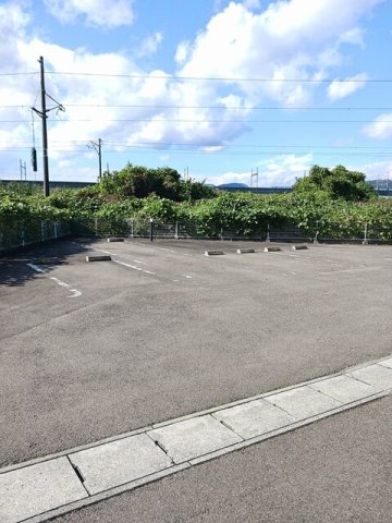 駐車場　駐車場です