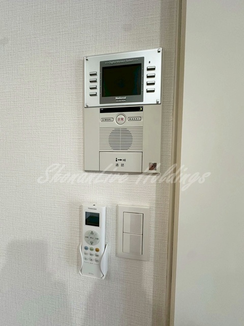 セキュリティ　モニター付きインターホンでセキュリティ安心♪