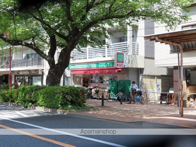 コンビニ　ローソンストア１００（コンビニ）まで855m