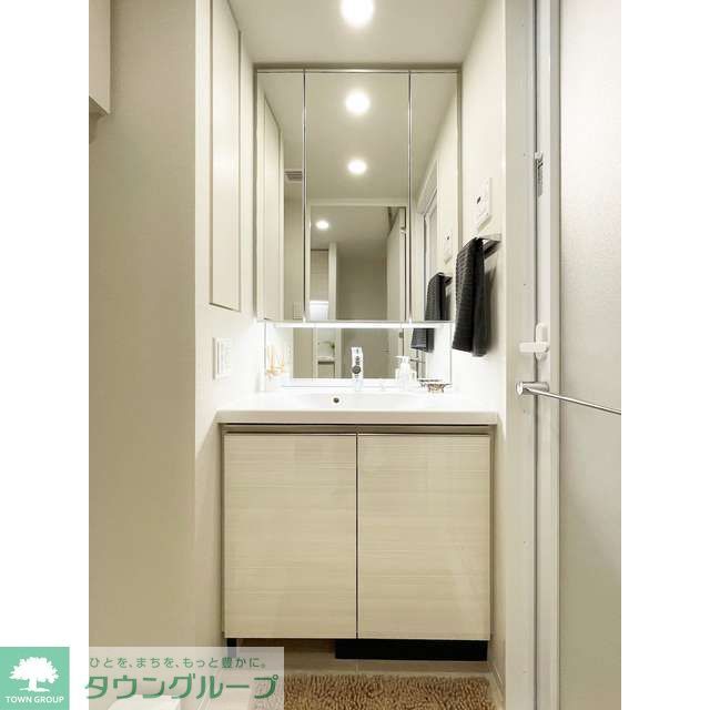 洗面設備　【家具/調度品に関しては配置例を示したものであり、実際の賃…