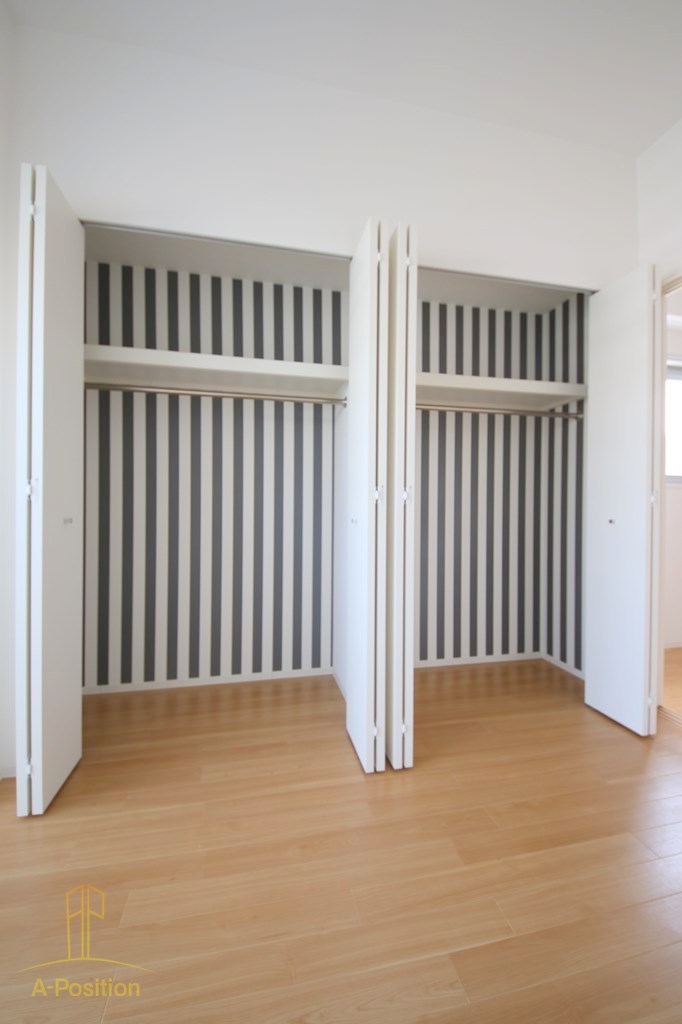 収納　REIOS谷町