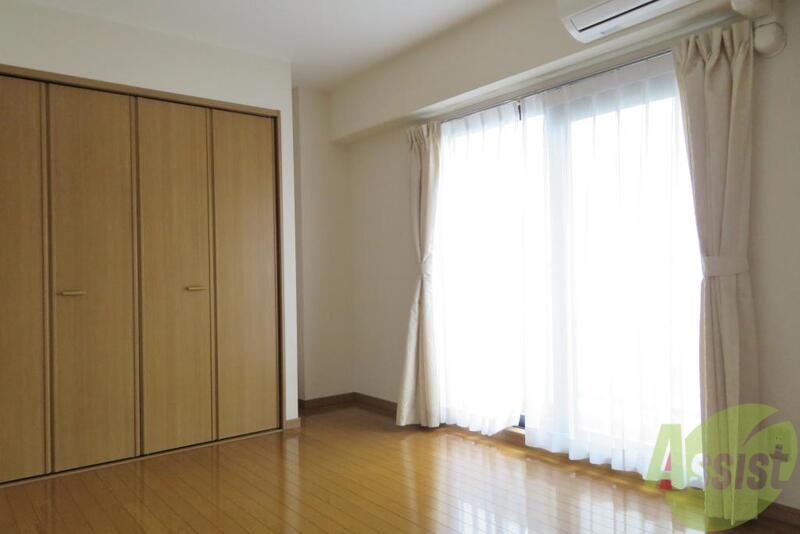 その他部屋・スペース　寝室は広々してるのでゆっくり休めそうですね。