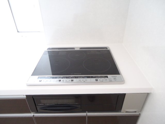 キッチン　ＩＨクッキングヒーター（イメージ）