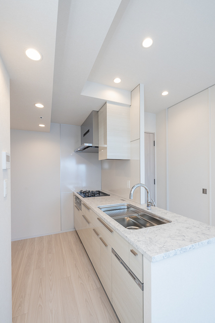 キッチン　※写真は同タイプ住戸です。