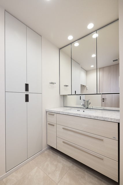 洗面設備　※写真は同タイプ住戸です。