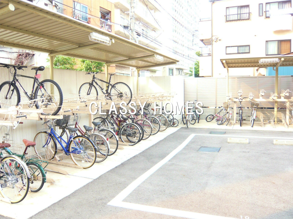 その他共有部分　2008年竣工ウィステリア大森山王：駐輪場