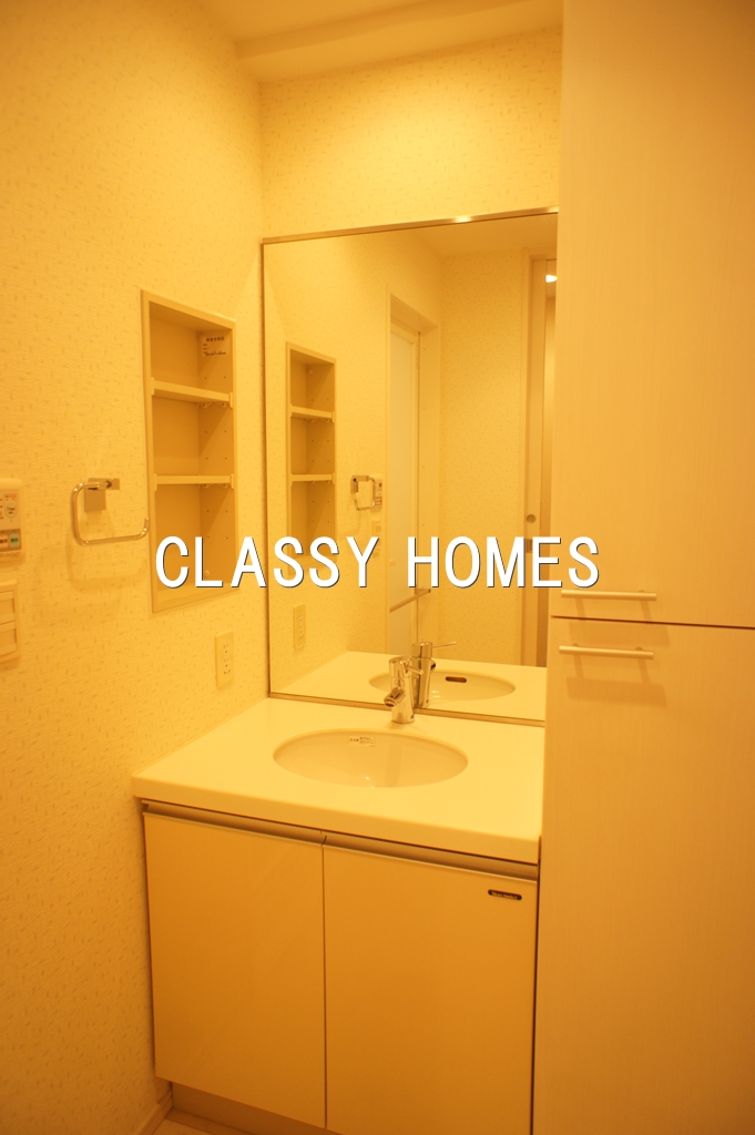 洗面設備　2008年竣工ウィステリア大森山王：独立洗面台