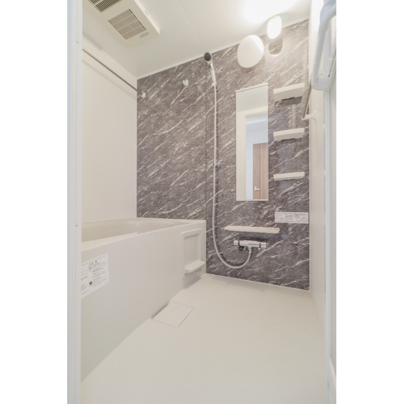 バス・シャワールーム　図面と現状に相違がある場合には現状を優先