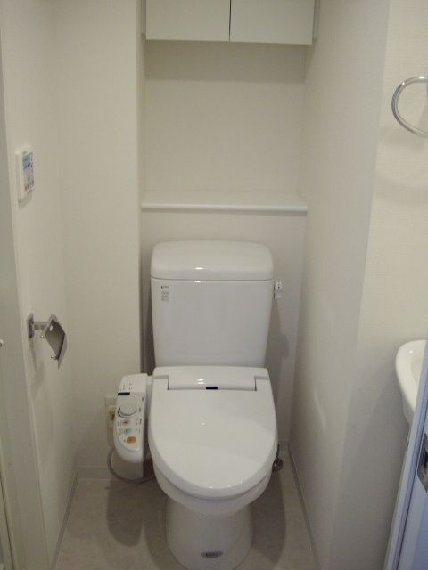 トイレ　（別タイプ参考写真）グランフォース町屋　荒川区荒川５