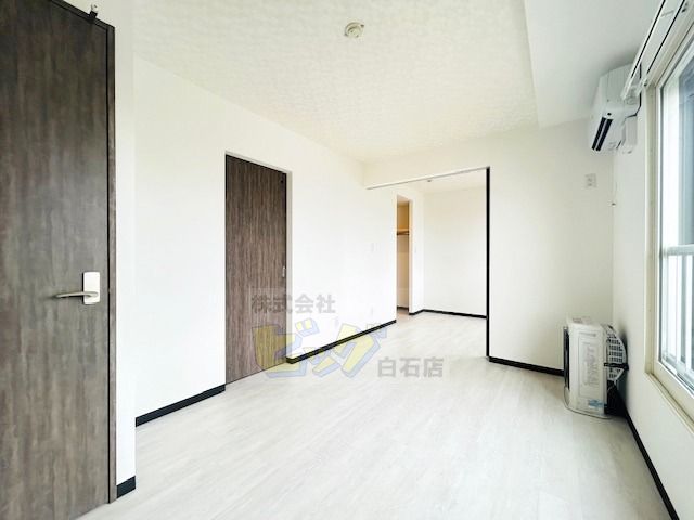 居室・リビング　広々としたリビングです♪