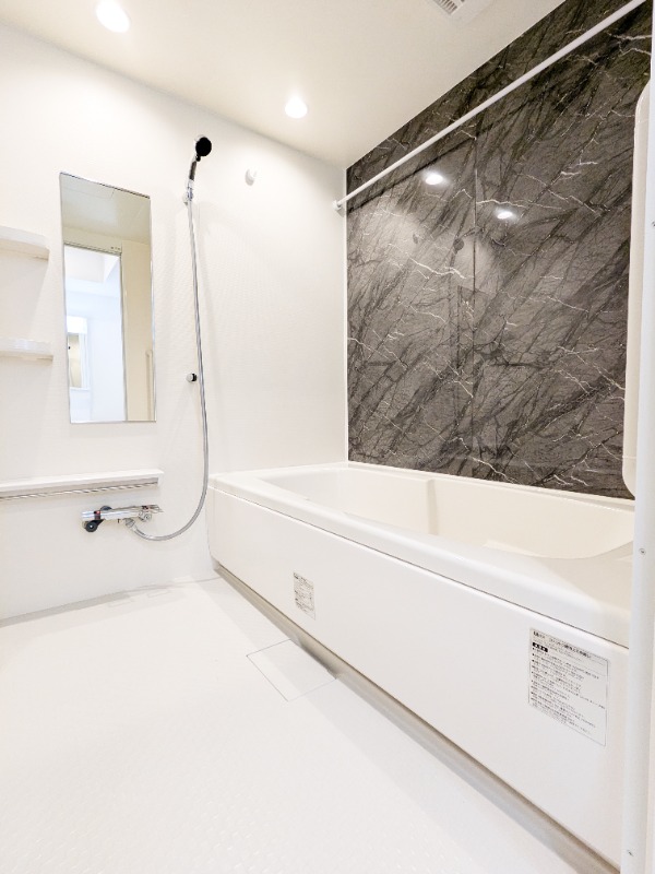 バス・シャワールーム　図面と現状に相違がある場合には現状を優先