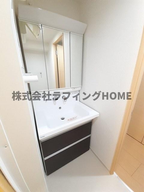 洗面設備　忙しい朝には欠かせない洗面所です