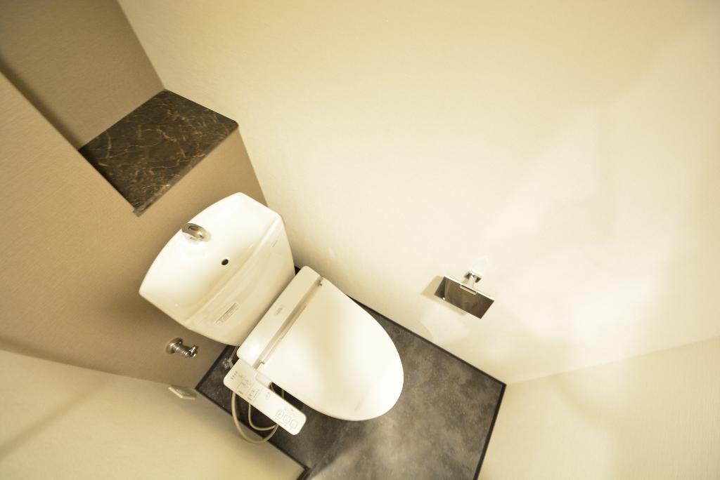 トイレ　シャワー付トイレ