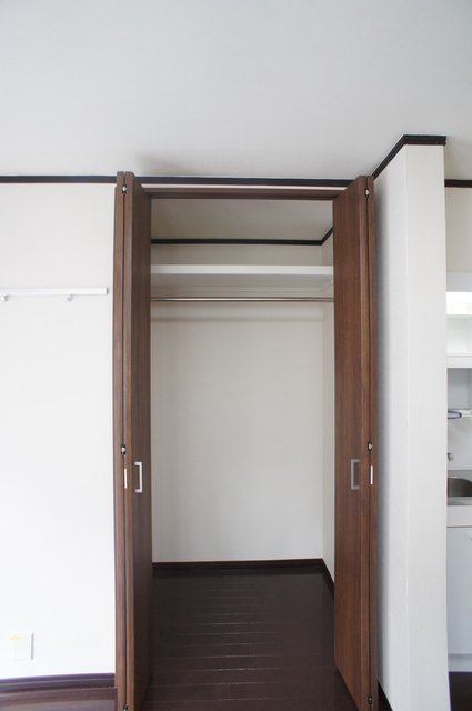 収納　大きなクローゼット付！大切なお洋服をたくさん収納できます！