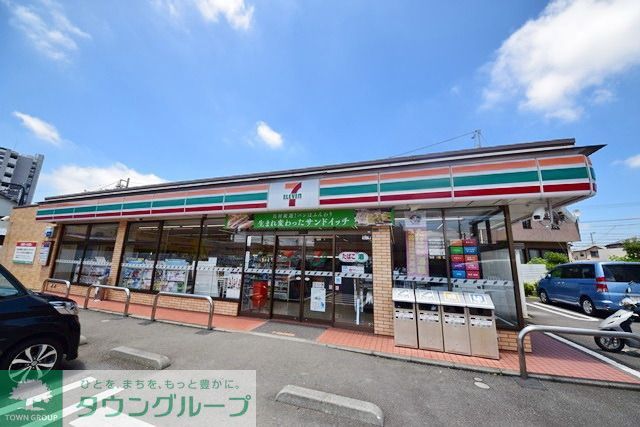 コンビニ　セブンイレブン（コンビニ）まで100m