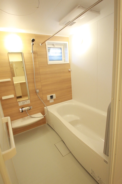 バス・シャワールーム　バスルーム
