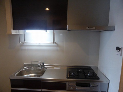 キッチン　同物件別部屋