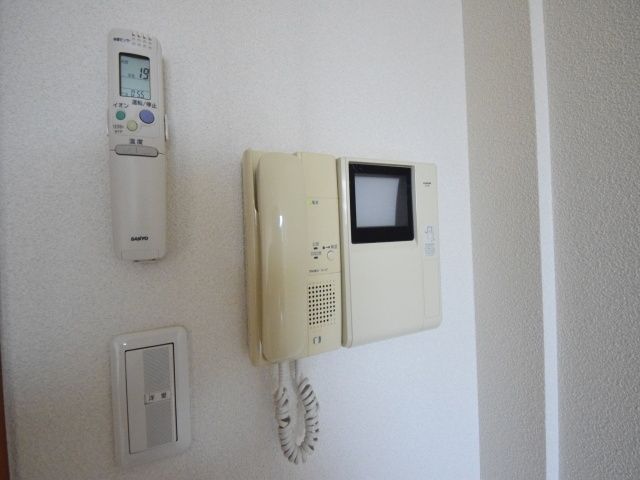 セキュリティ　★★モニター付きインターホンで安心セキュリティ★★