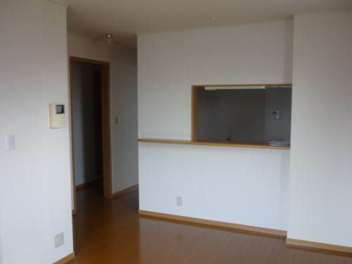 居室・リビング　こちらの居間で趣味の時間をお楽しみください