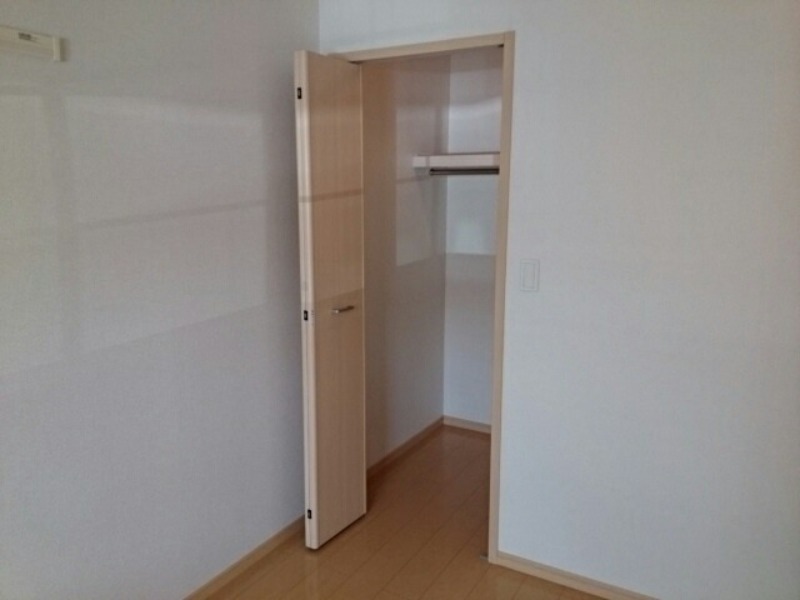 収納　図面と現状に相違がある場合には現状を優先