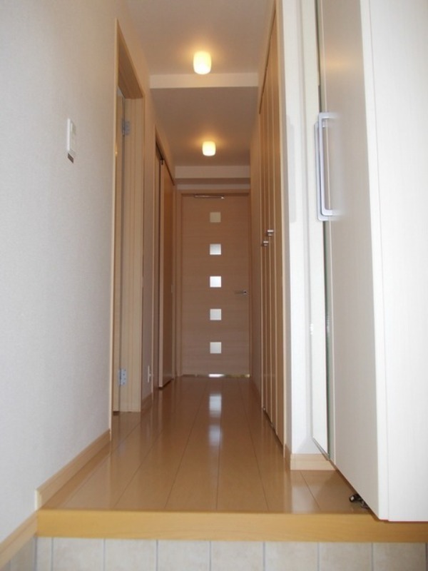 玄関　図面と現状に相違がある場合には現状を優先