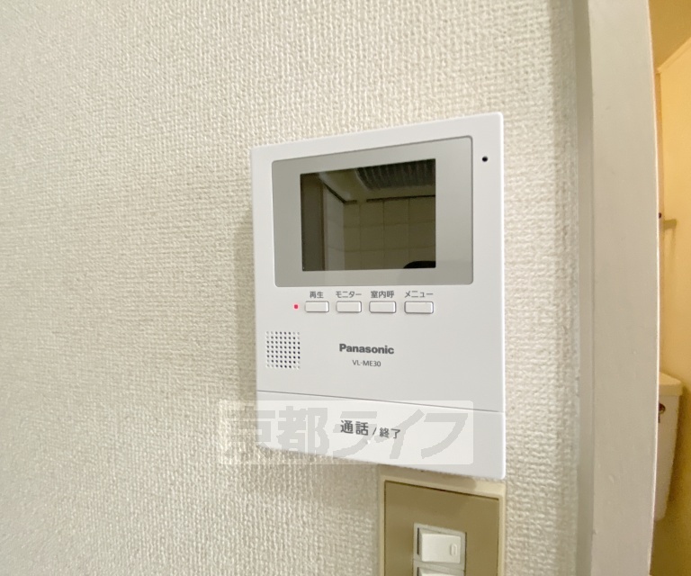 セキュリティ　モニターで来客確認できるので安心です。