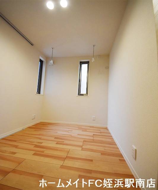 セキュリティ　★室内物干しはこの時期助かりますね♪★参考写真