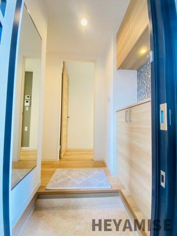 玄関　※同間取りの別の階のお部屋の画像です※